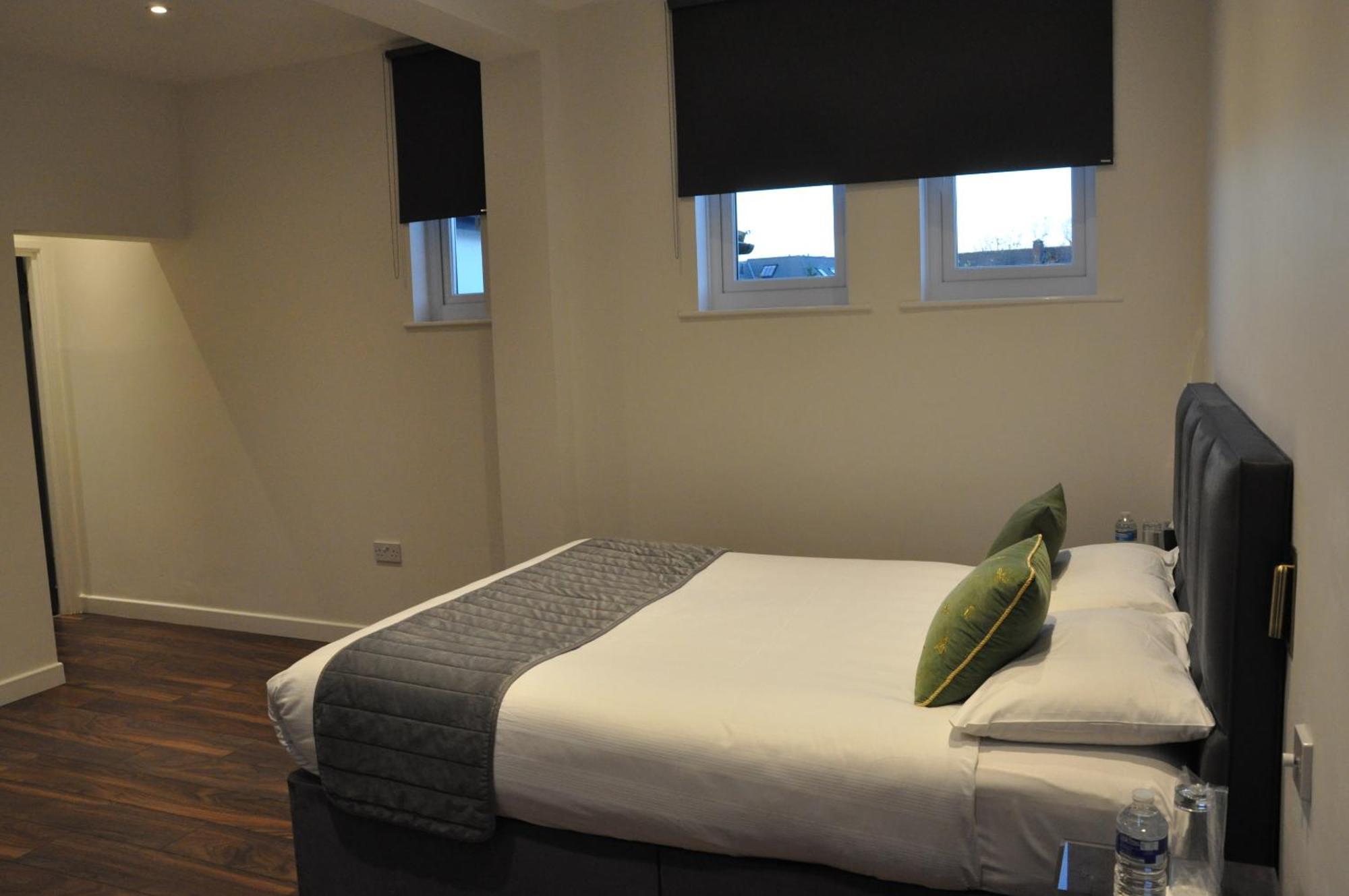 Hotel Nap Inn Barnet Exteriér fotografie